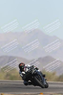 media/Oct-26-2025-Race Pace (Sun) [[c1447ca738]]/Non Verified (1st 20 Minutes of every Hour)/4-Turn 14 (1110am)/